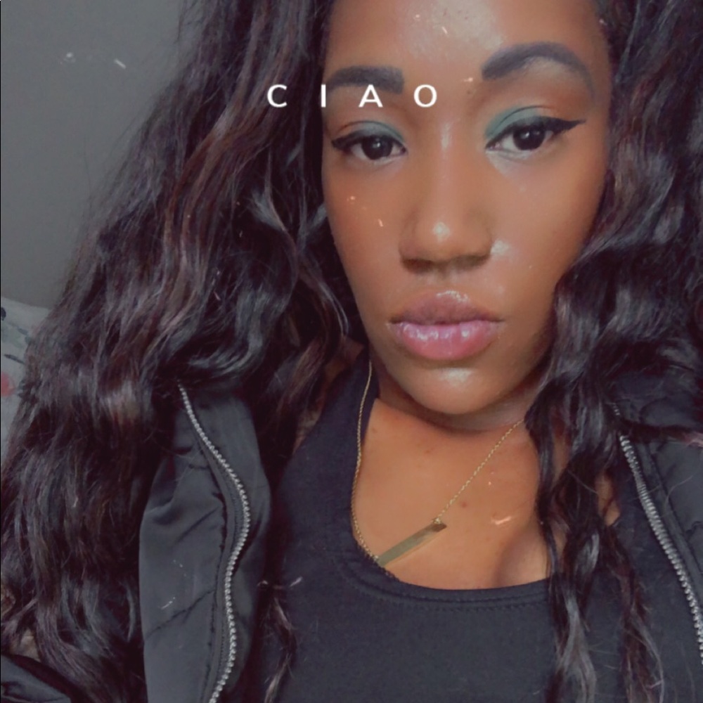 Meet your Posher, Taylor